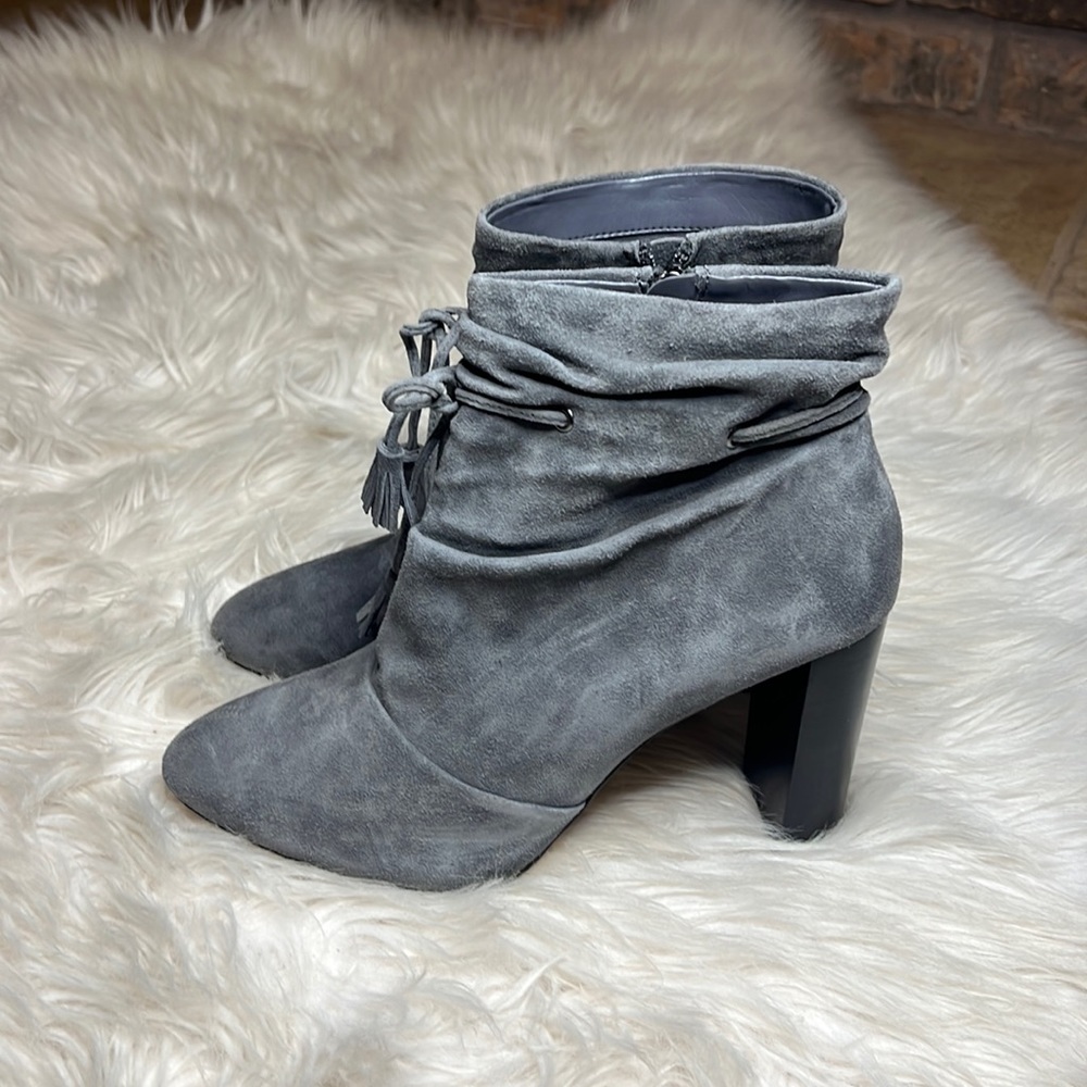 White House Black Market booties - Picture 2 of 5